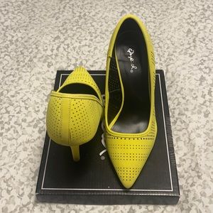 Qupid Neon Yellow Heels
